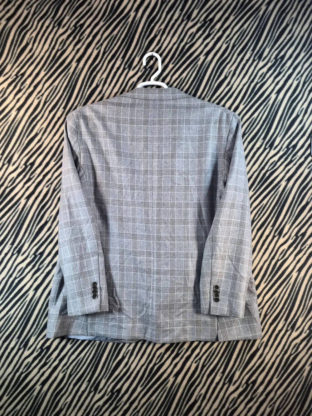 Jos. A. Bank Reserve Men's Grey Plaid Blazer Silk & Wool Mesh Woven in Italy 44R